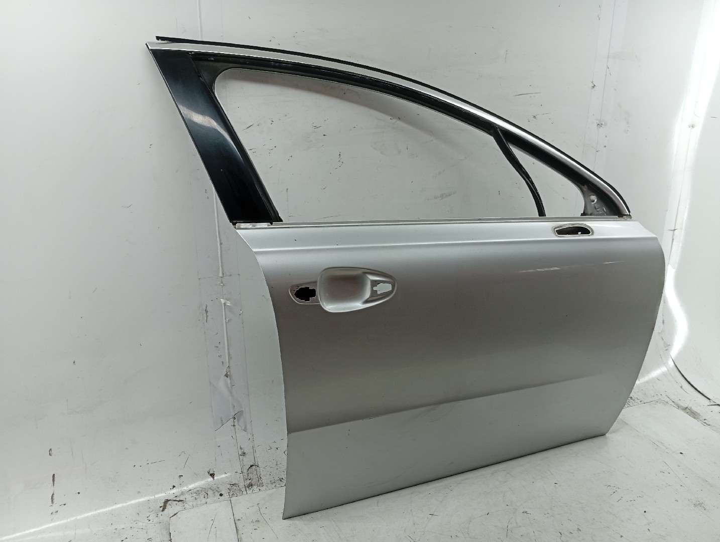 Porta Frente Direita PEUGEOT 508 SW I (8E_) | 10 - 18 Imagem-1