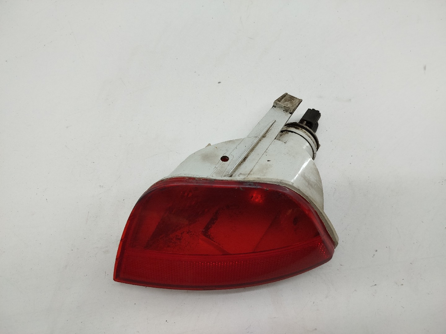 Farol Nevoeiro Tras FORD FOCUS (DAW, DBW) | 98 - 09 Imagem-1