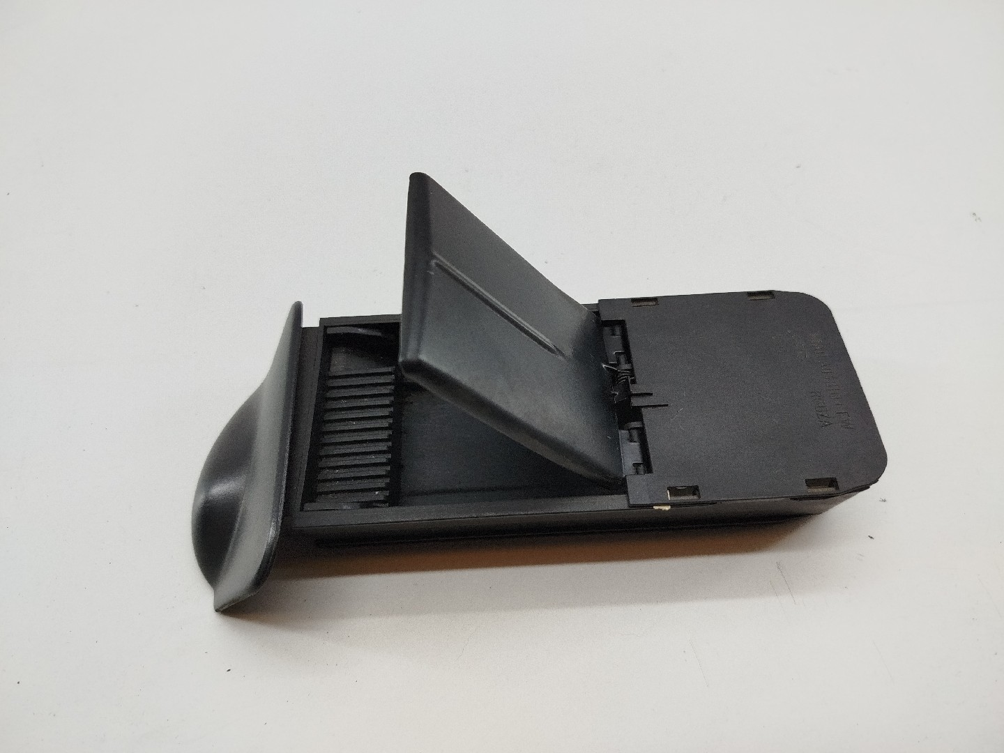 Cinzeiro FORD FOCUS (DAW, DBW) | 98 - 09 Imagem-1