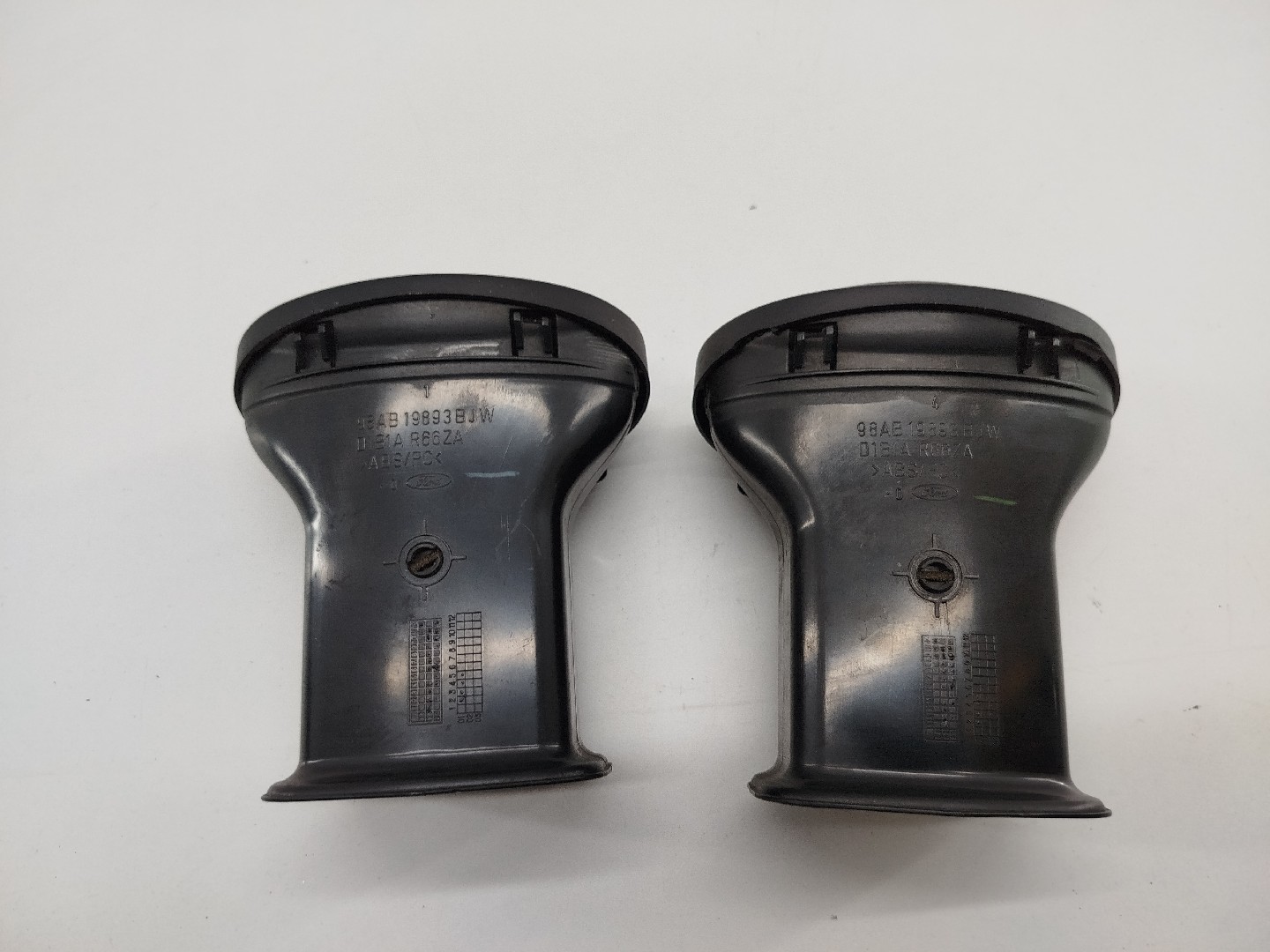 Difusor de ar FORD FOCUS (DAW, DBW) | 98 - 09 Imagem-2