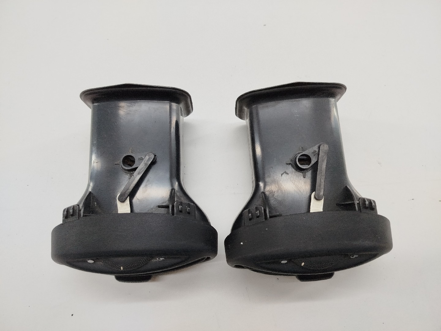 Difusor de ar FORD FOCUS (DAW, DBW) | 98 - 09 Imagem-1