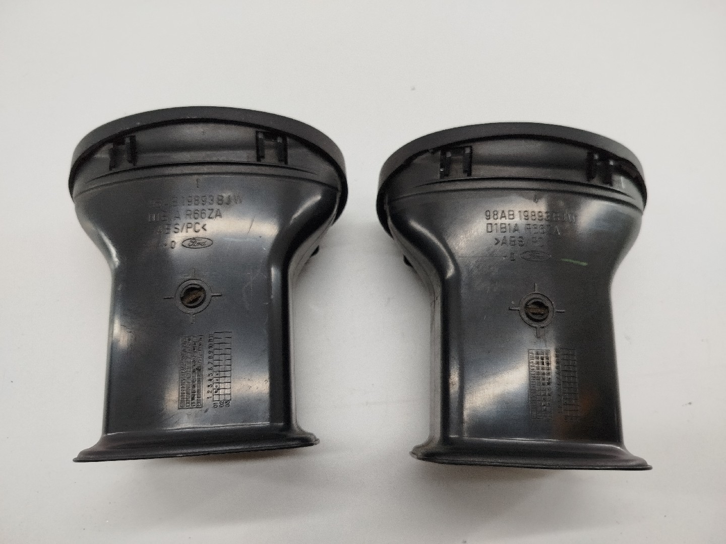 Difusor de ar FORD FOCUS (DAW, DBW) | 98 - 09 Imagem-4