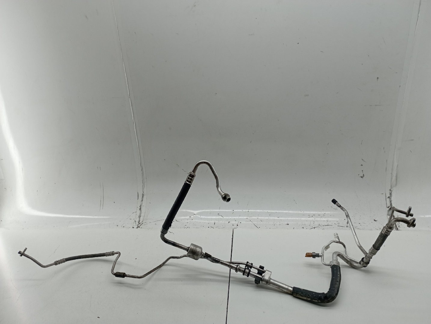 Tubo de Ar condicionado PEUGEOT 508 SW I (8E_) | 10 - 18