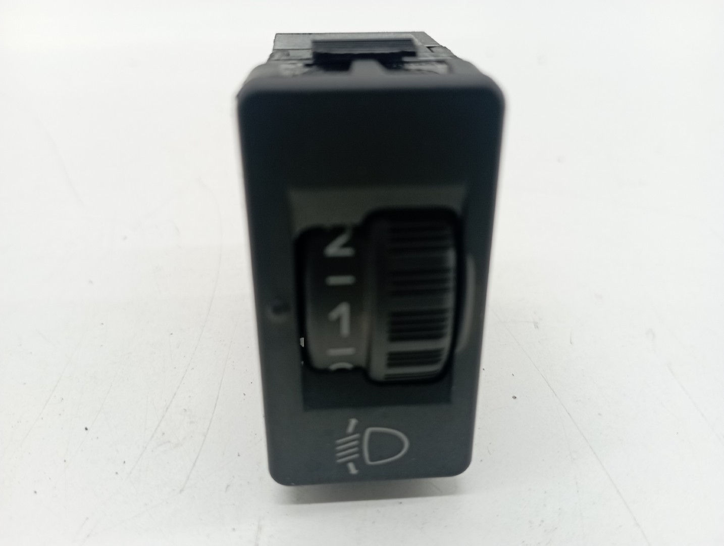 Regulador de luzes PEUGEOT 508 SW I (8E_) | 10 - 18