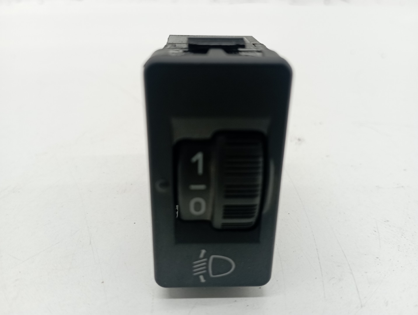 Regulador de luzes PEUGEOT 508 SW I (8E_) | 10 - 18 Imagem-5