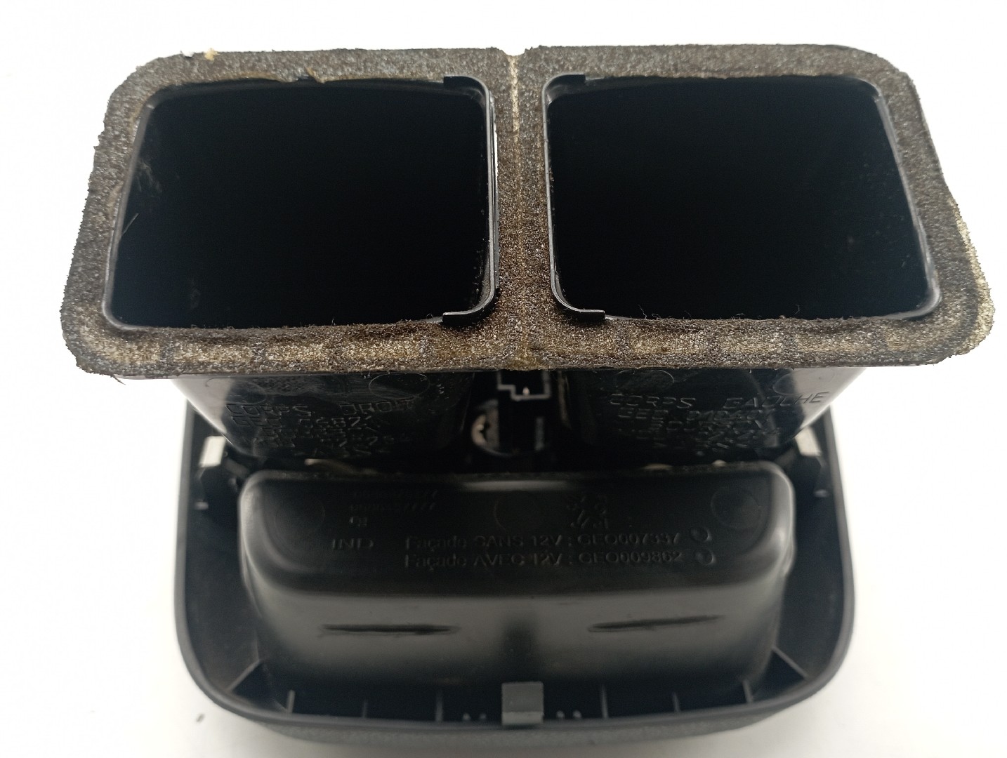 Difusor de ar PEUGEOT 508 SW I (8E_) | 10 - 18 Imagem-2