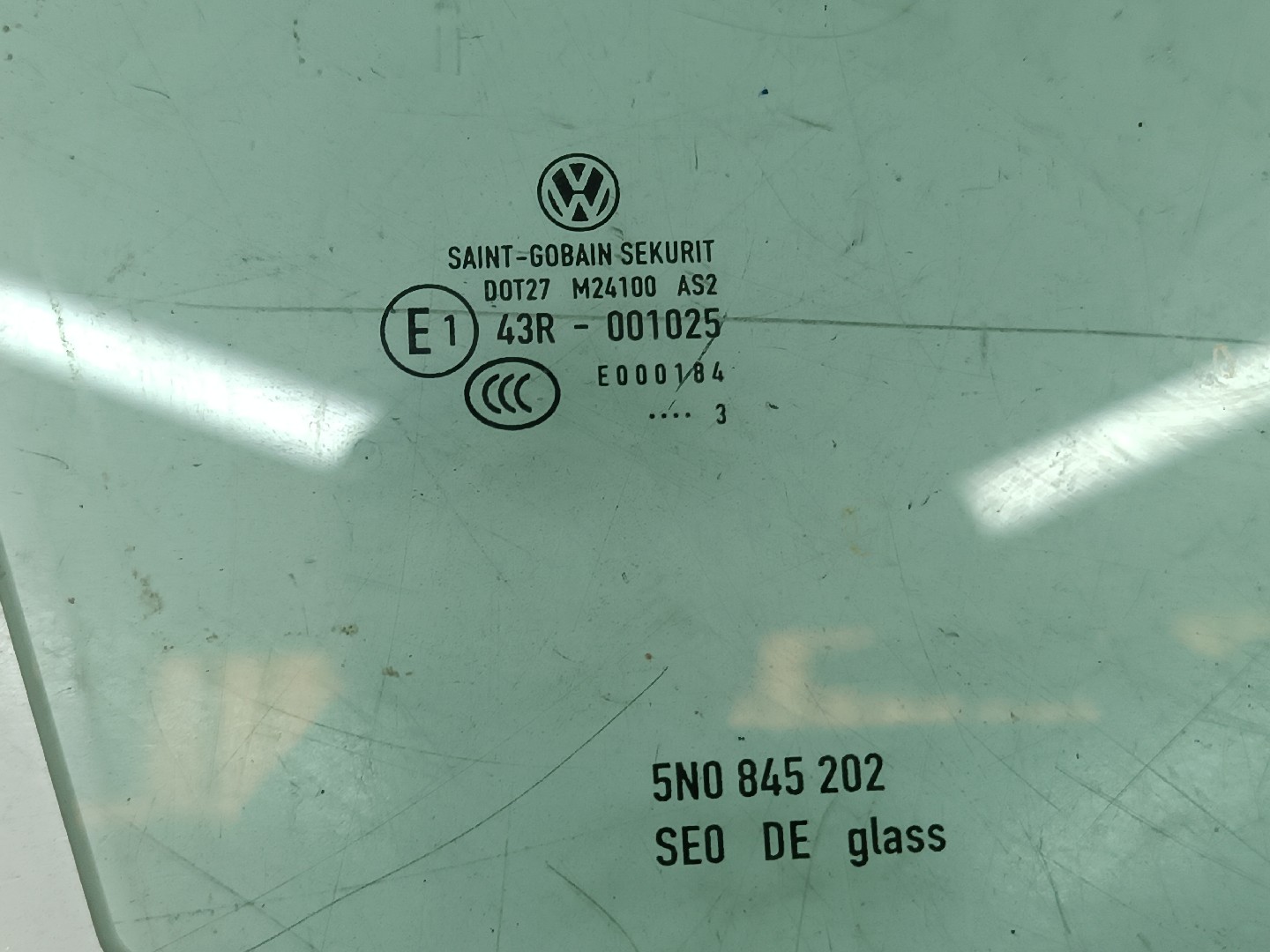 Vidro de Porta Frente Direito VOLKSWAGEN TIGUAN (5N_) | 07 - 18 Imagem-1