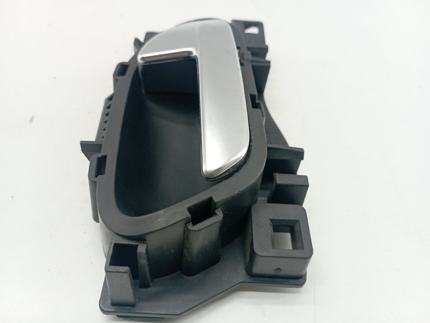 Puxador interior de porta frente direita PEUGEOT 508 SW I (8E_) | 10 - 18 Imagem-1