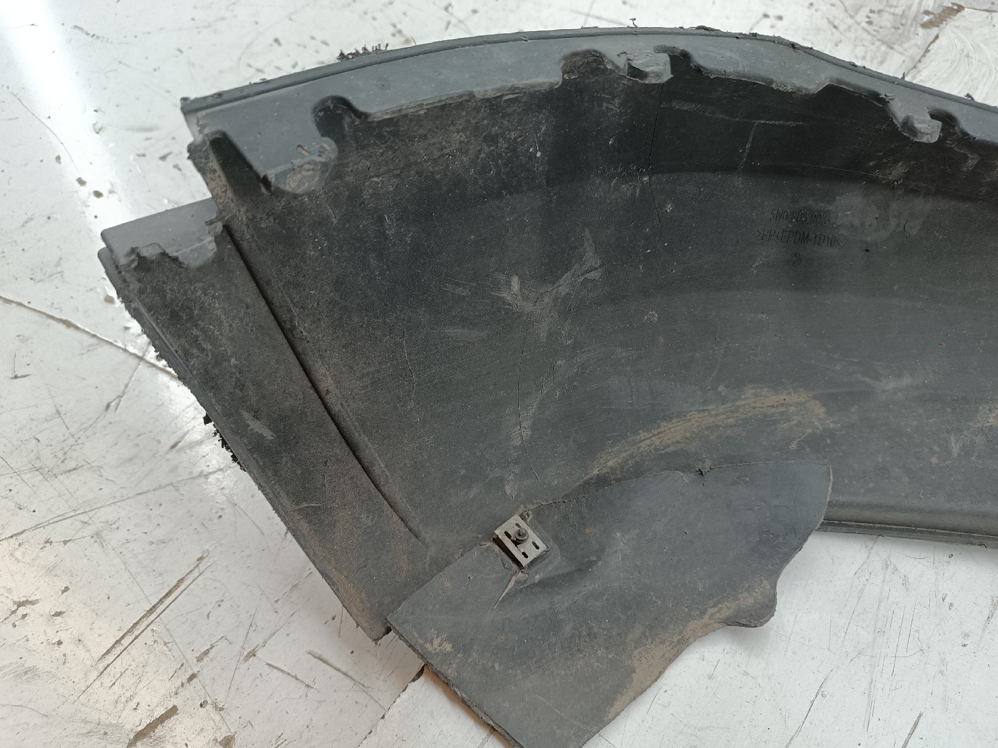 Lip de para-choques frontal VOLKSWAGEN TIGUAN (5N_) | 07 - 18 Imagem-4