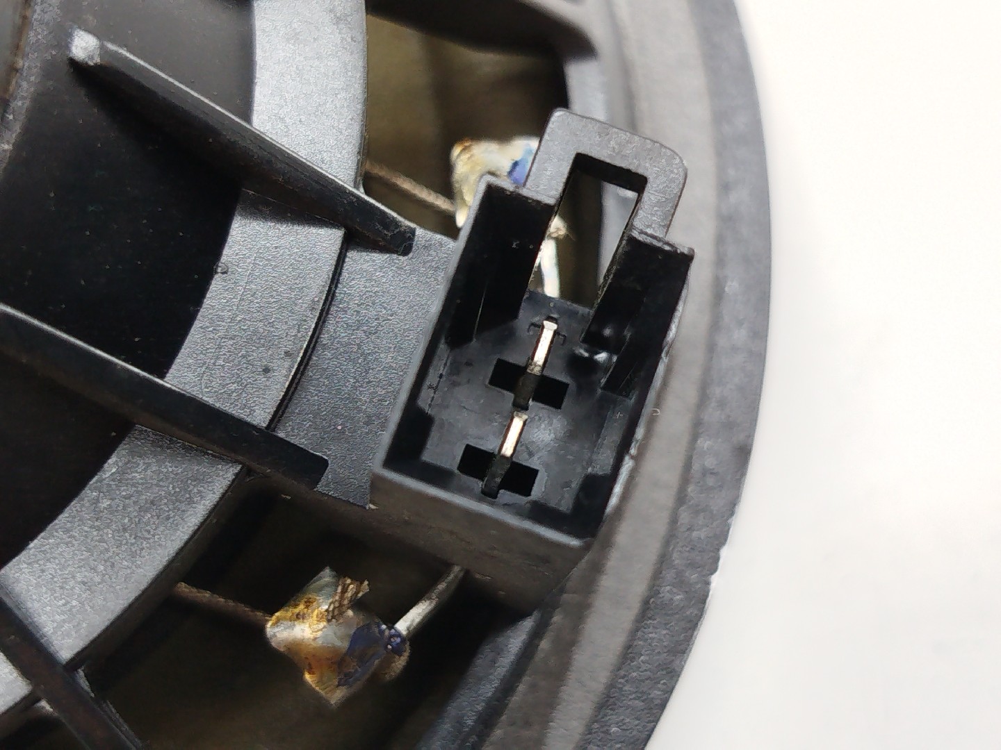 Coluna de som RENAULT CLIO III (BR0/1, CR0/1) | 05 -  Imagem-4