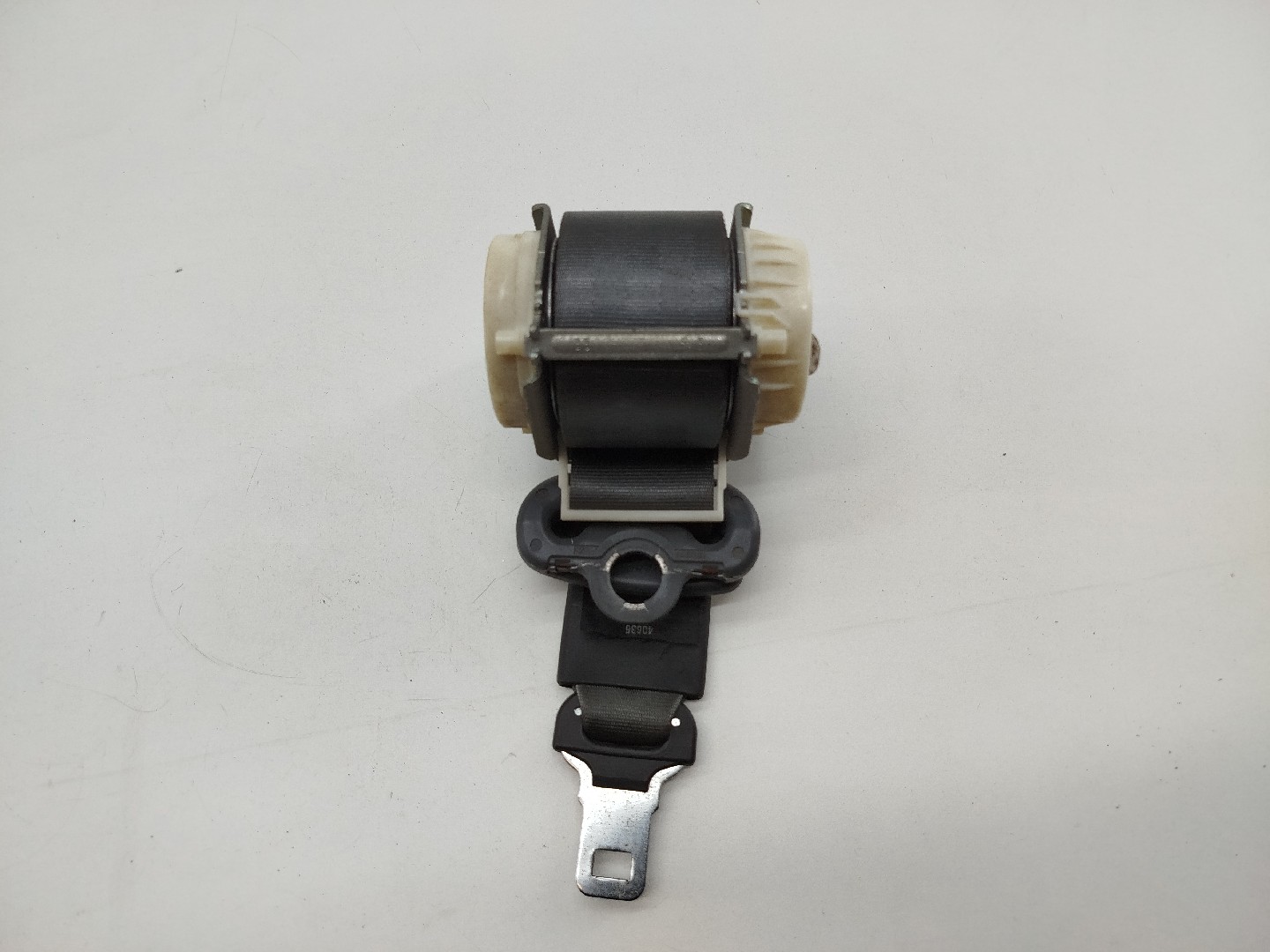 Cinto traseiro central RENAULT CLIO III (BR0/1, CR0/1) | 05 - 