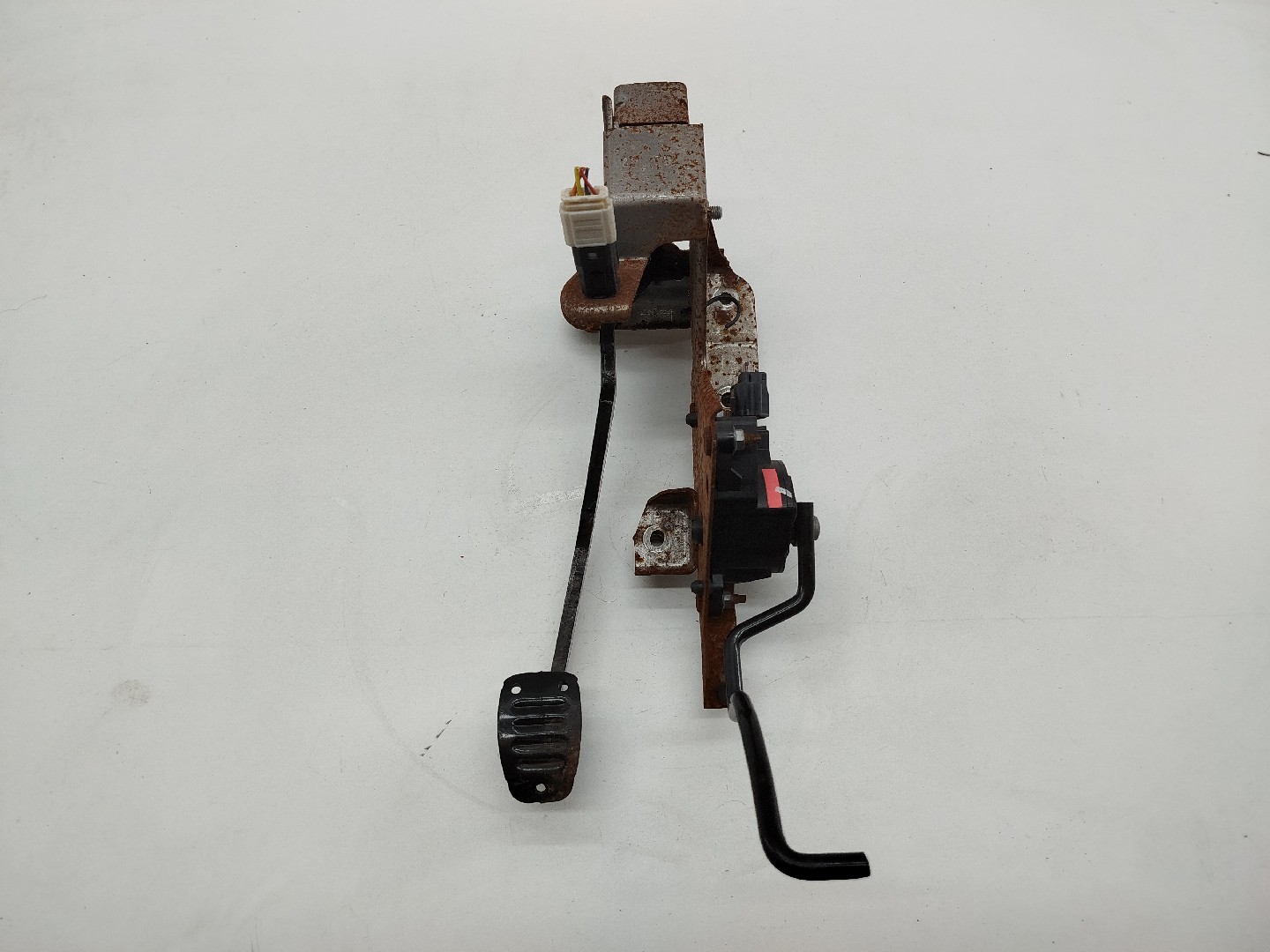 Pedal acelerador e travão RENAULT CLIO III (BR0/1, CR0/1) | 05 - 