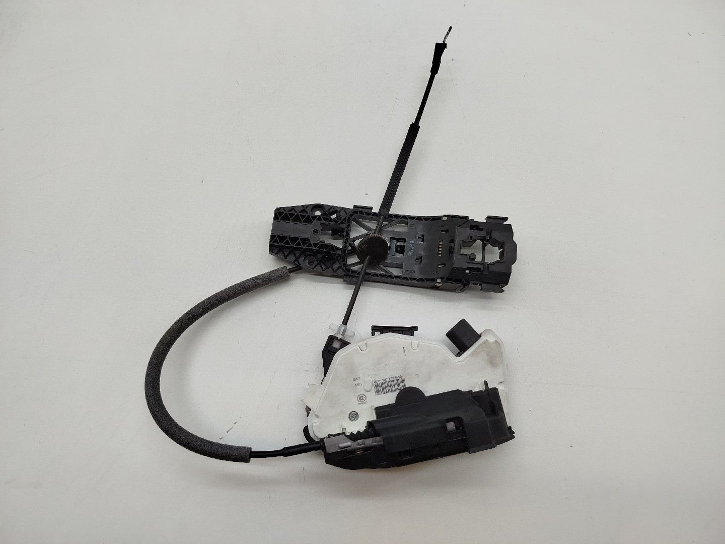 Fecho da Porta Trás Esquerdo VOLKSWAGEN TIGUAN (5N_) | 07 - 18