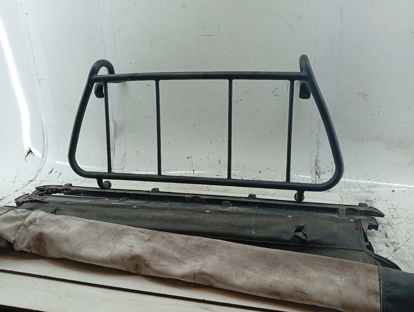 Divisória interior de carga FIAT STRADA Pick-up (178_) | 98 -  Imagem-4