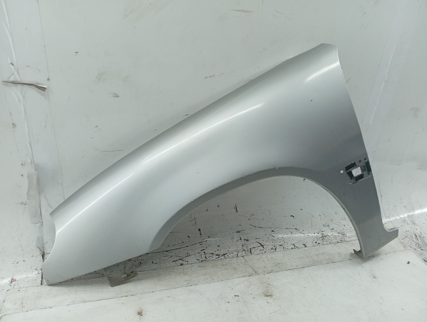 Guarda Lamas Esquerdo CITROEN SAXO (S0, S1) | 96 - 04 Imagem-2