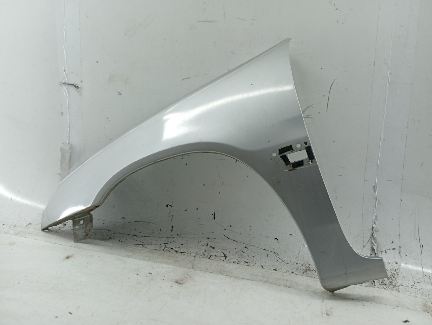 Guarda Lamas Esquerdo CITROEN SAXO (S0, S1) | 96 - 04 Imagem-1