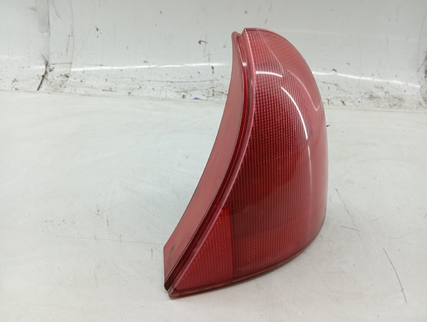 Right Tail Light  RENAULT CLIO II (BB_, CB_) | 98 - 