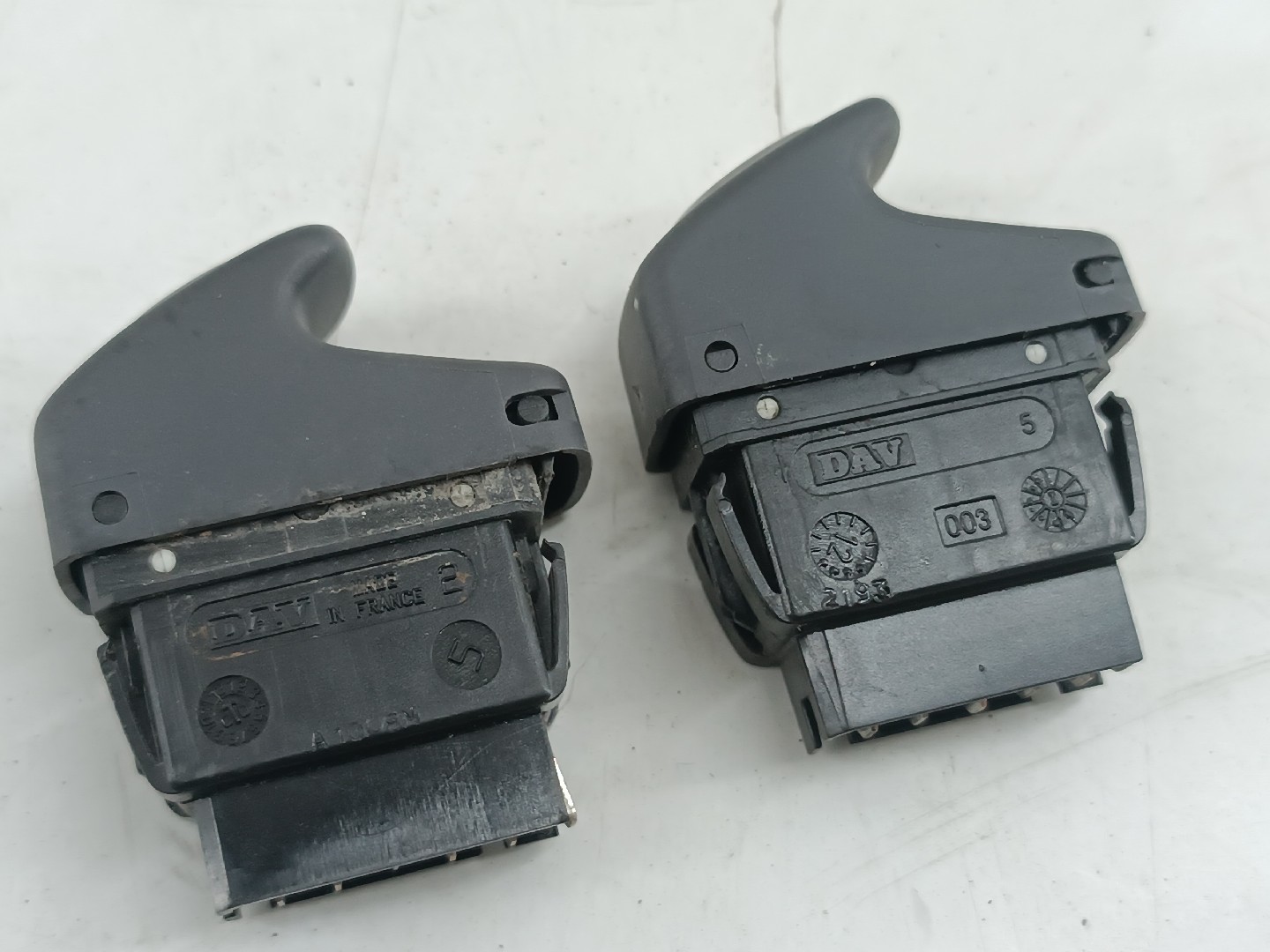 Comutador de vidro frente direito RENAULT CLIO II (BB_, CB_) | 98 - 