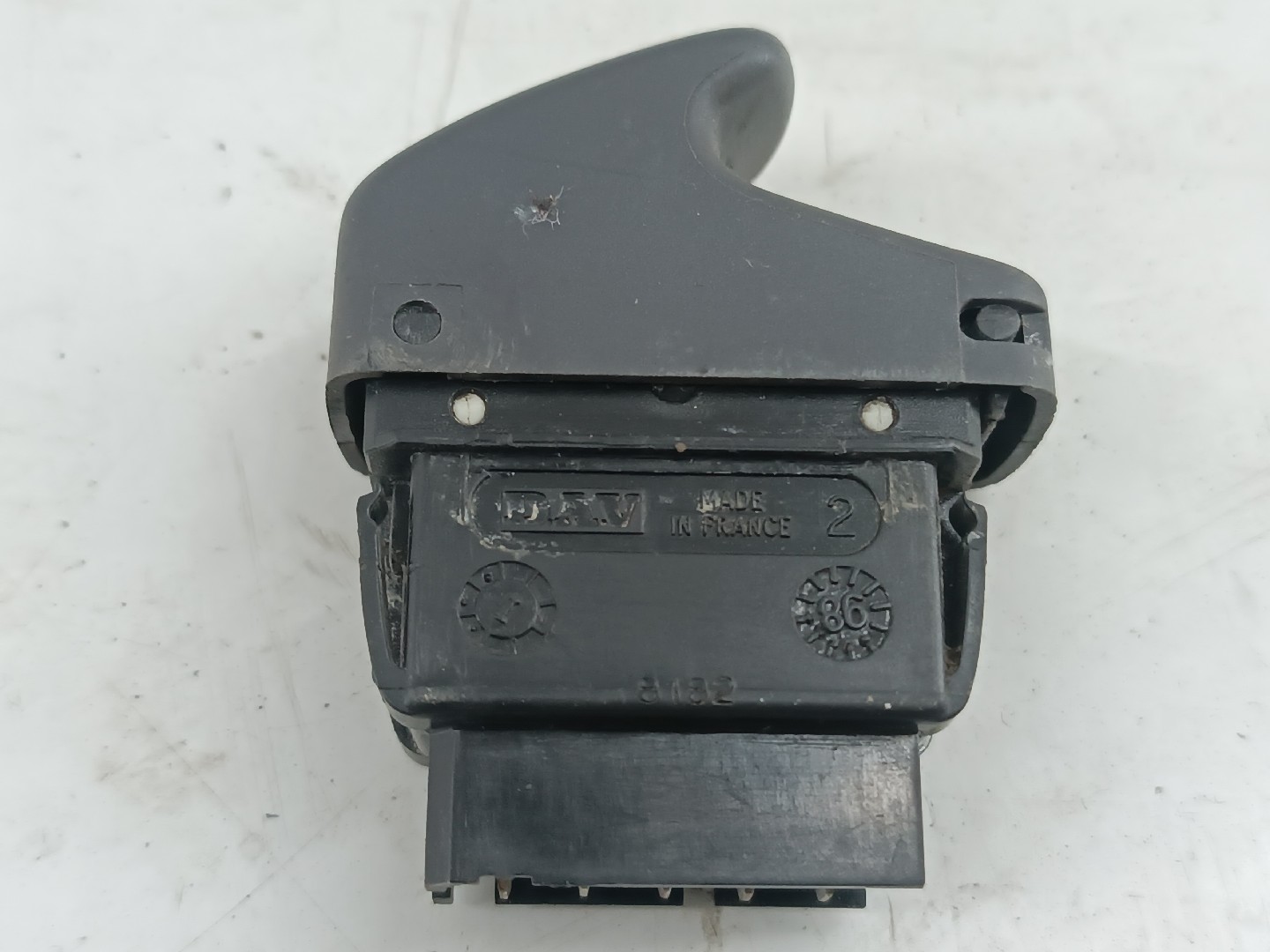 Comutador de vidro frente esquerdo RENAULT CLIO II (BB_, CB_) | 98 -  Imagem-1