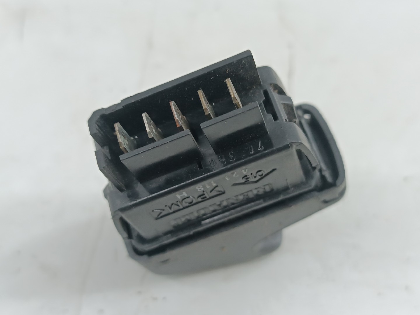 Comutador de vidro frente esquerdo RENAULT CLIO II (BB_, CB_) | 98 -  Imagem-2