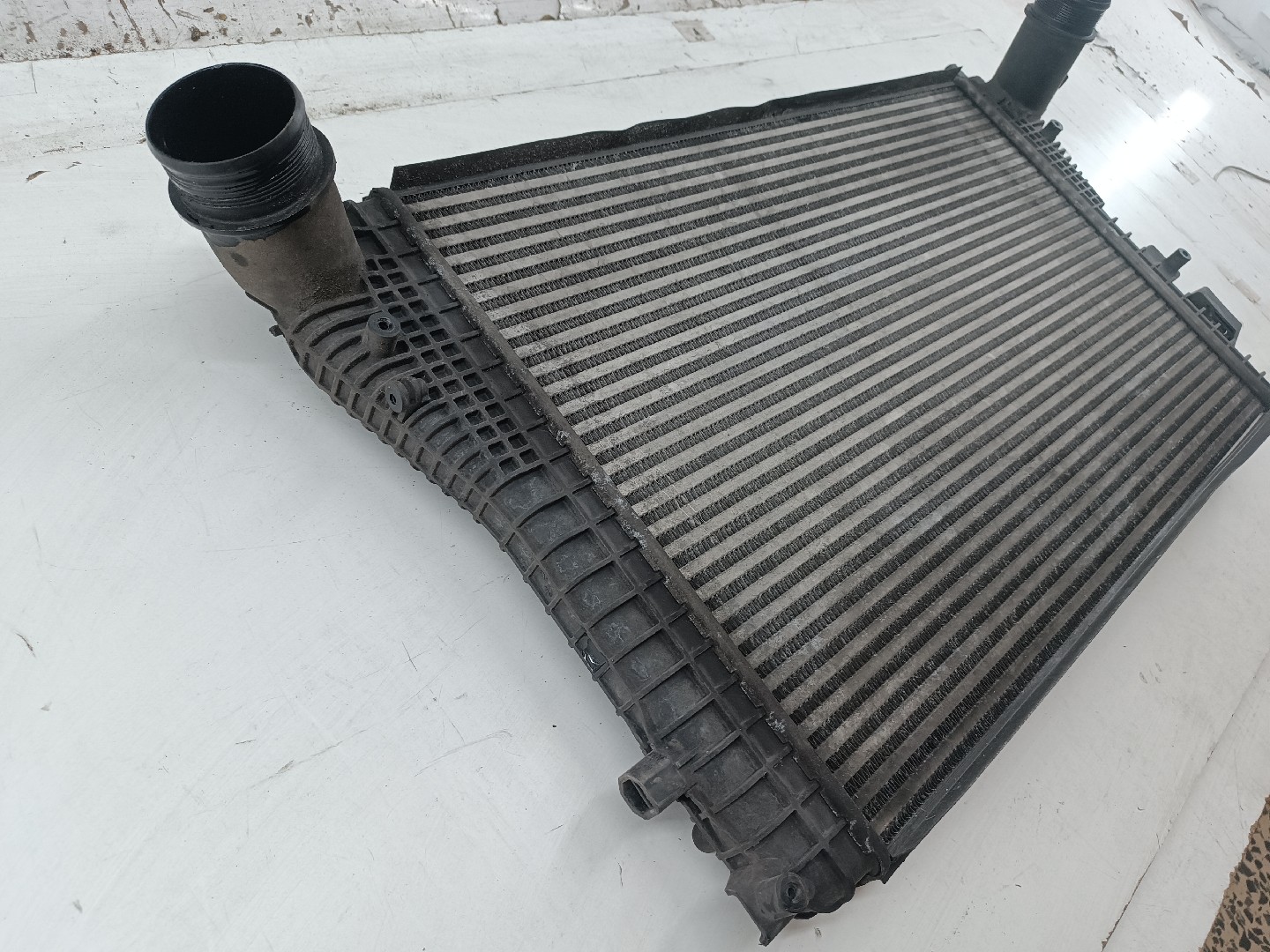 Radiador do Intercooler VOLKSWAGEN GOLF VI (5K1) | 08 - 14 Imagem-1