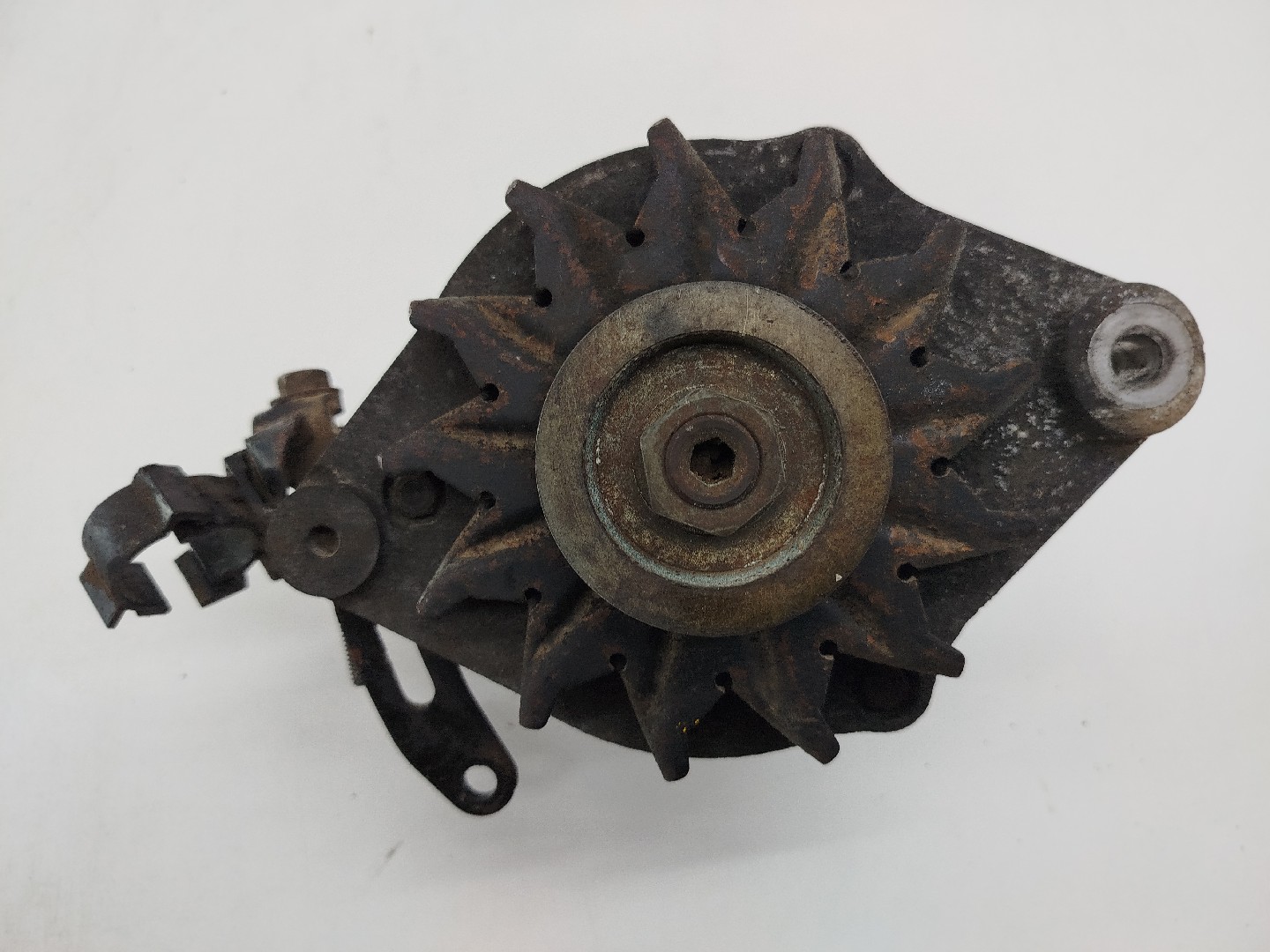 Alternador NISSAN PRIMERA (P10) | 90 - 96 Imagem-2