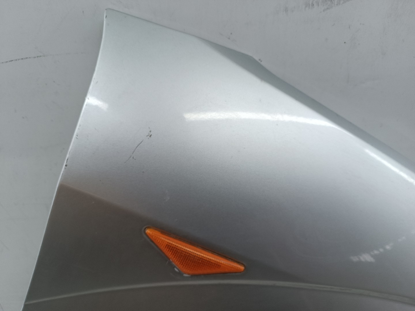 Guarda Lamas Direito FORD FOCUS Turnier (DNW) | 99 - 07 Imagem-5