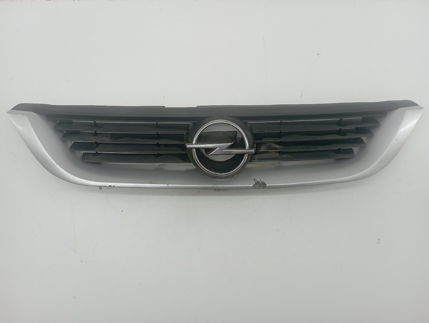 Grelha da Frente OPEL VECTRA B Combi (J96) | 96 - 03