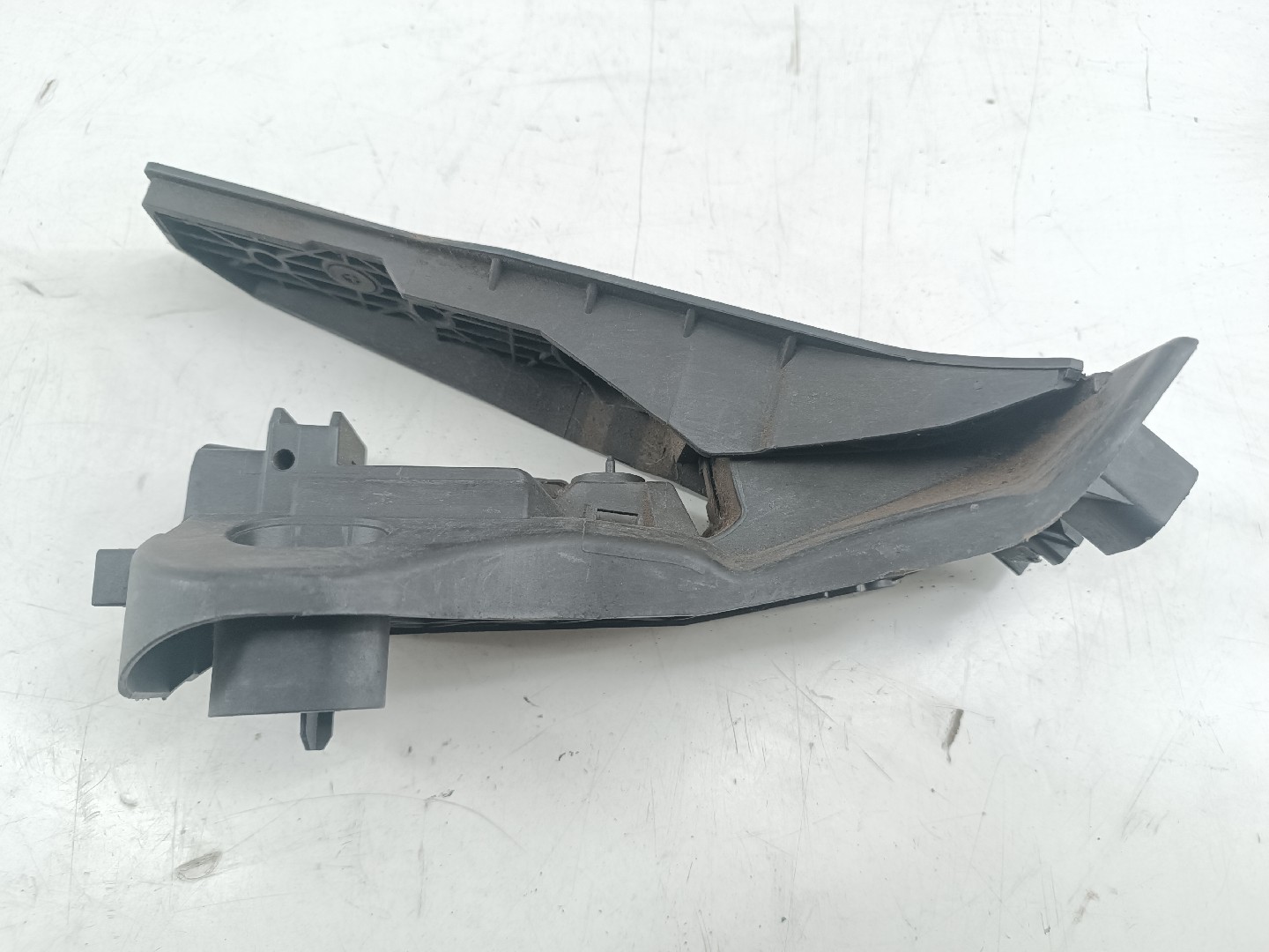 Pedal acelerador SKODA OCTAVIA II (1Z3) | 04 - 13