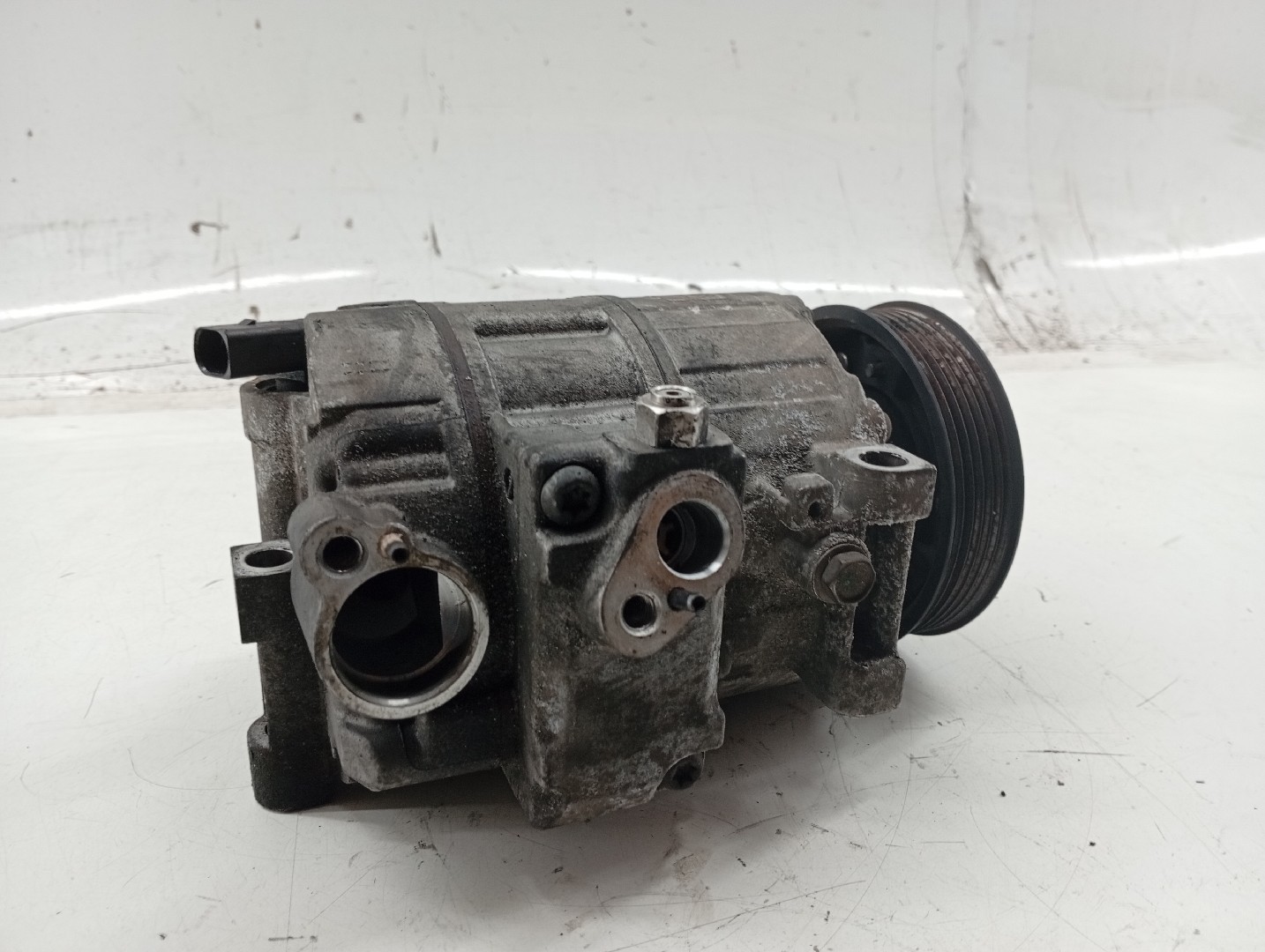Compressor do Ar Condicionado SKODA OCTAVIA II (1Z3) | 04 - 13 Imagem-3