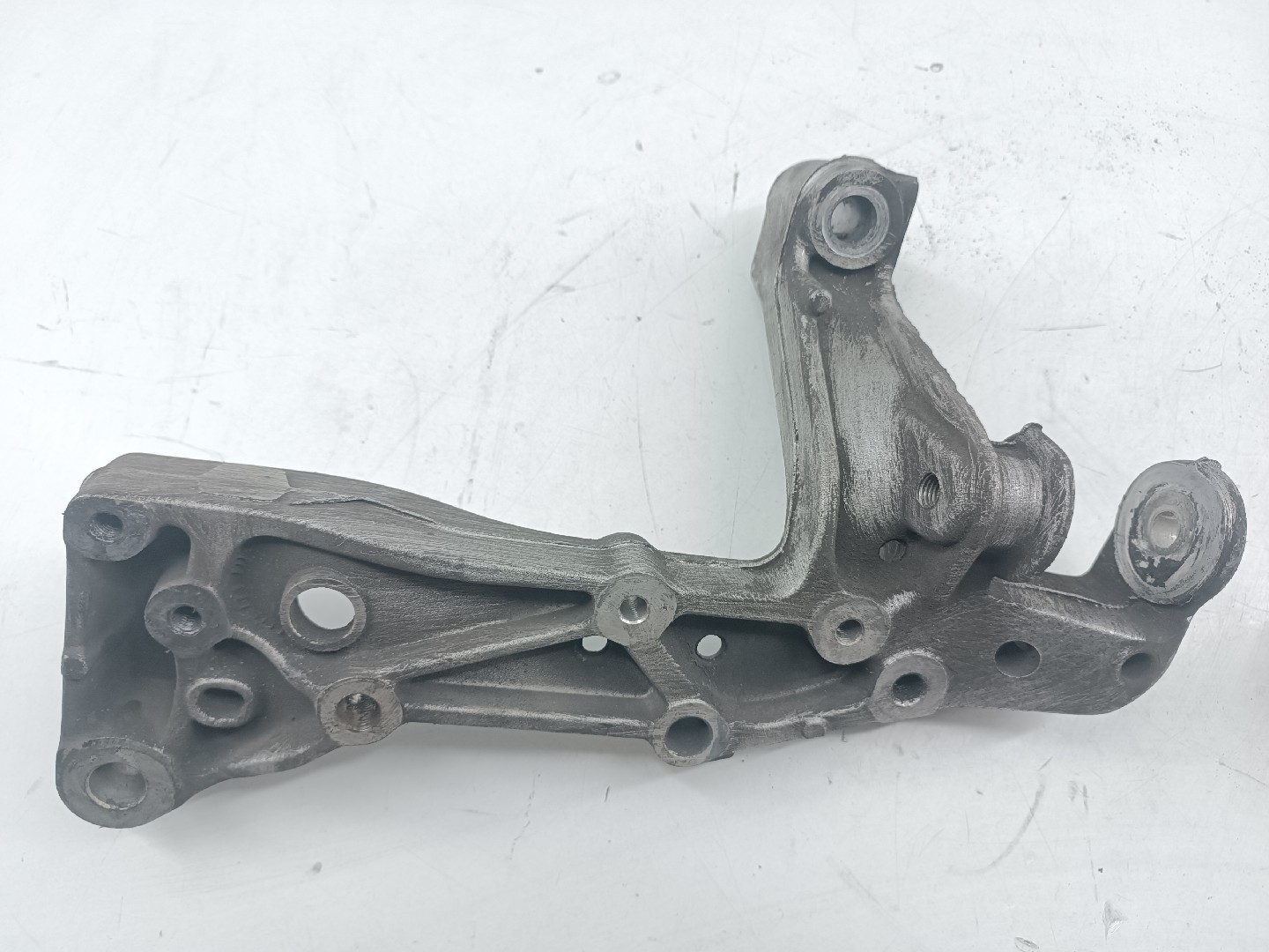 Suporte inferior do Charriot SKODA OCTAVIA II (1Z3) | 04 - 13 Imagem-3