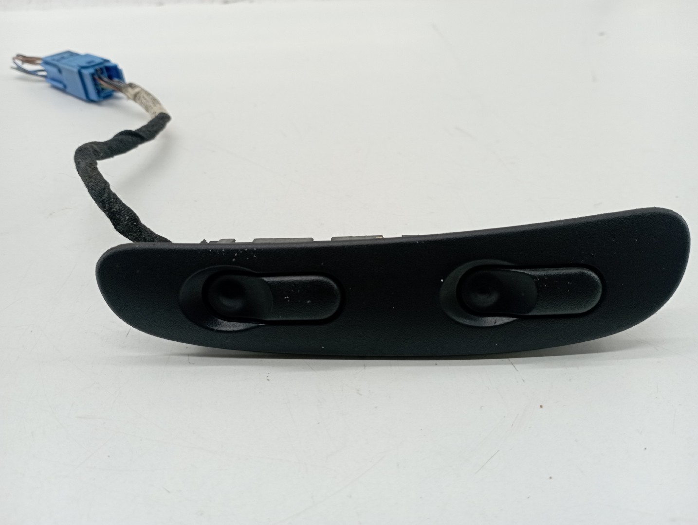 Comutador de vidro frente direito OPEL VECTRA B Combi (J96) | 96 - 03