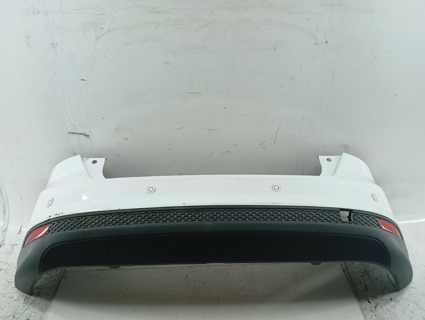 Para Choques Traseiro Com Sensores FORD FOCUS III Caixa/Hatchback | 11 - 