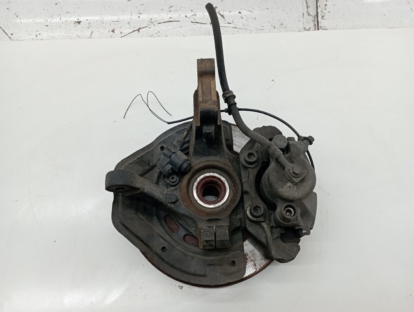 Manga de Eixo Frente Esquerda OPEL VECTRA B Combi (J96) | 96 - 03