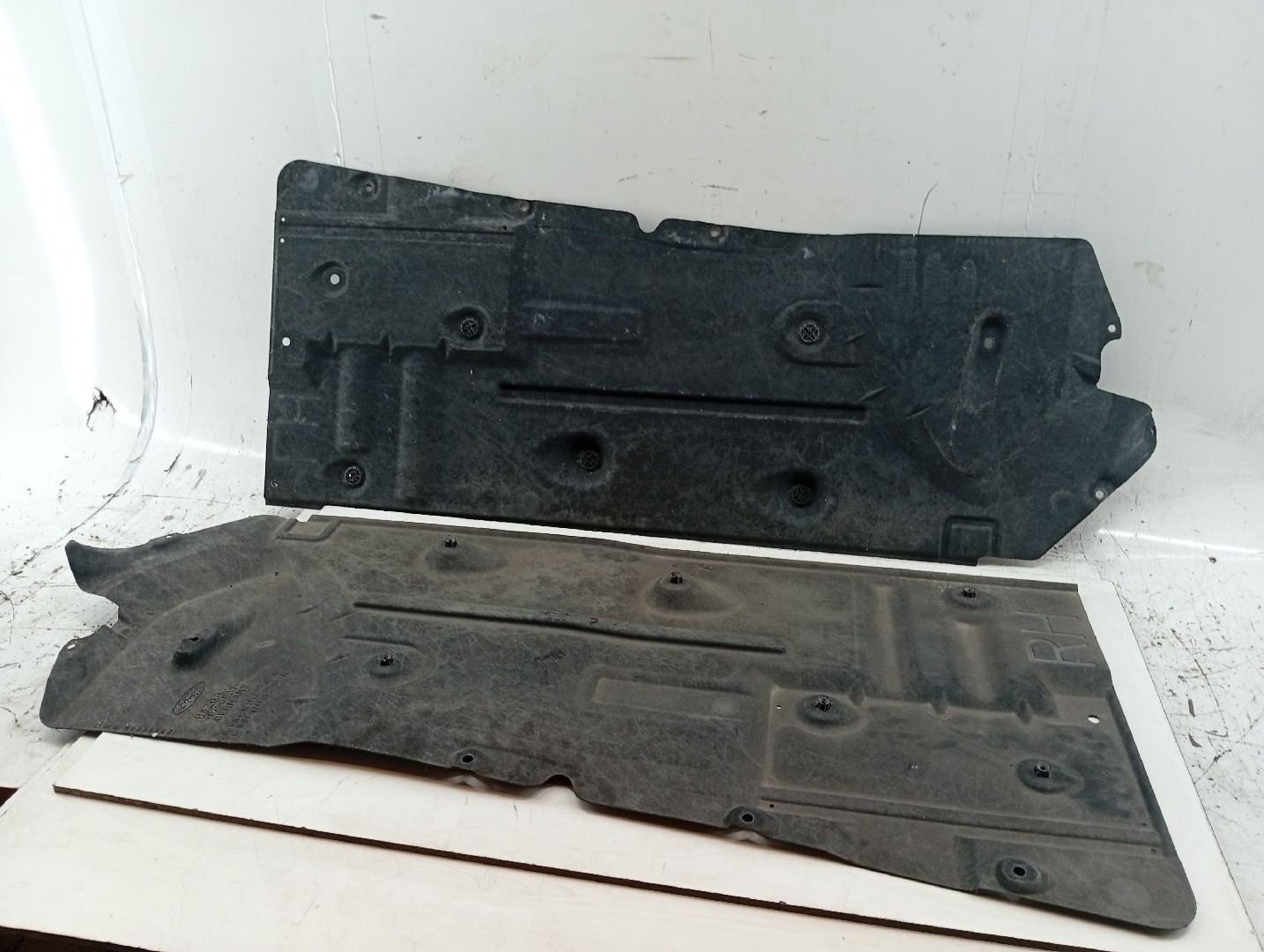 Proteção inferior de carroçaria FORD FOCUS III Caixa/Hatchback | 11 -  Imagem-1