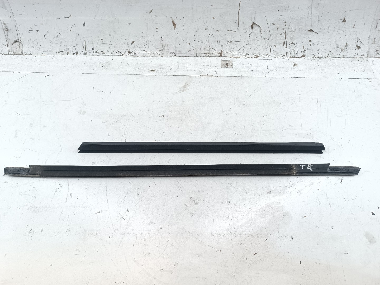 Raspador de vidro FORD FOCUS III Caixa/Hatchback | 11 - 