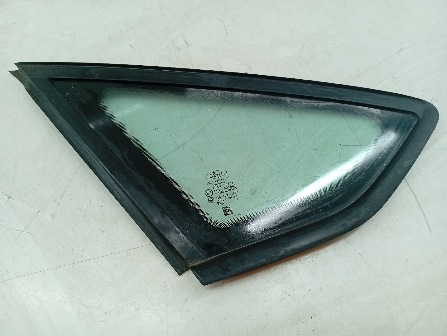 Vidro Painel Tras Esquerdo FORD FOCUS III Caixa/Hatchback | 11 - 