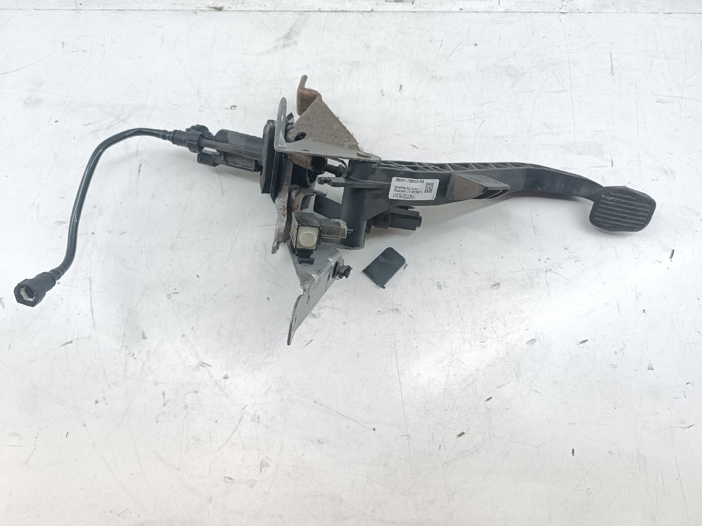 Pedal de embraiagem FORD FOCUS III Caixa/Hatchback | 11 - 