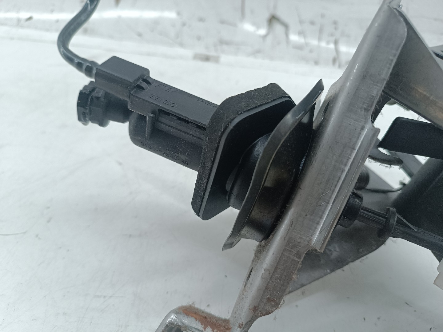Pedal de embraiagem FORD FOCUS III Caixa/Hatchback | 11 -  Imagem-4