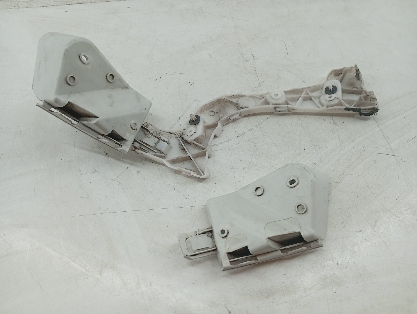 Suporte de montagem de para-choques FORD FOCUS III Caixa/Hatchback | 11 -  Imagem-4