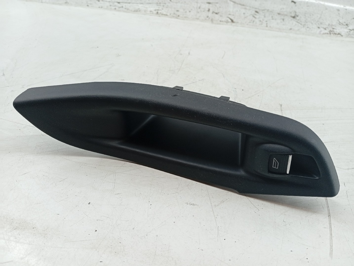 Interruptor Vidros Tras Direito FORD FOCUS III Caixa/Hatchback | 11 -  Imagem-1
