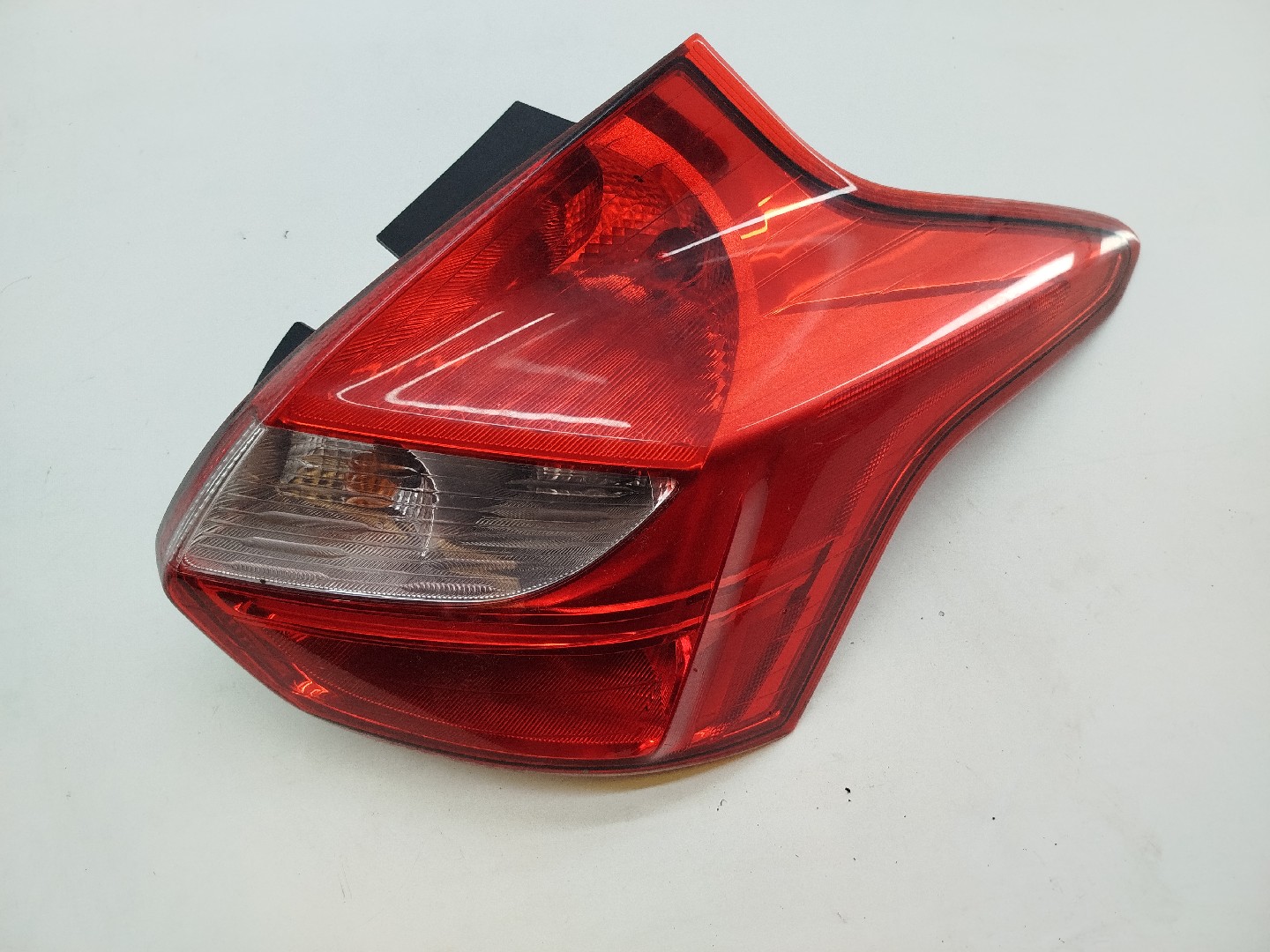 Farolim Stop Direito FORD FOCUS III Caixa/Hatchback | 11 -  Imagem-6