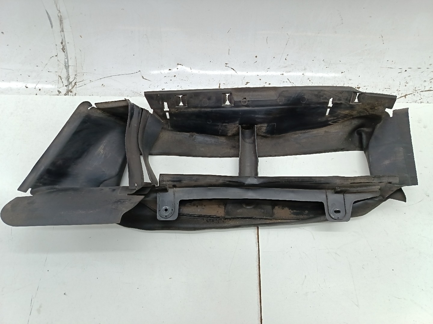 Duto de ar FORD FOCUS III Caixa/Hatchback | 11 -  Imagem-1