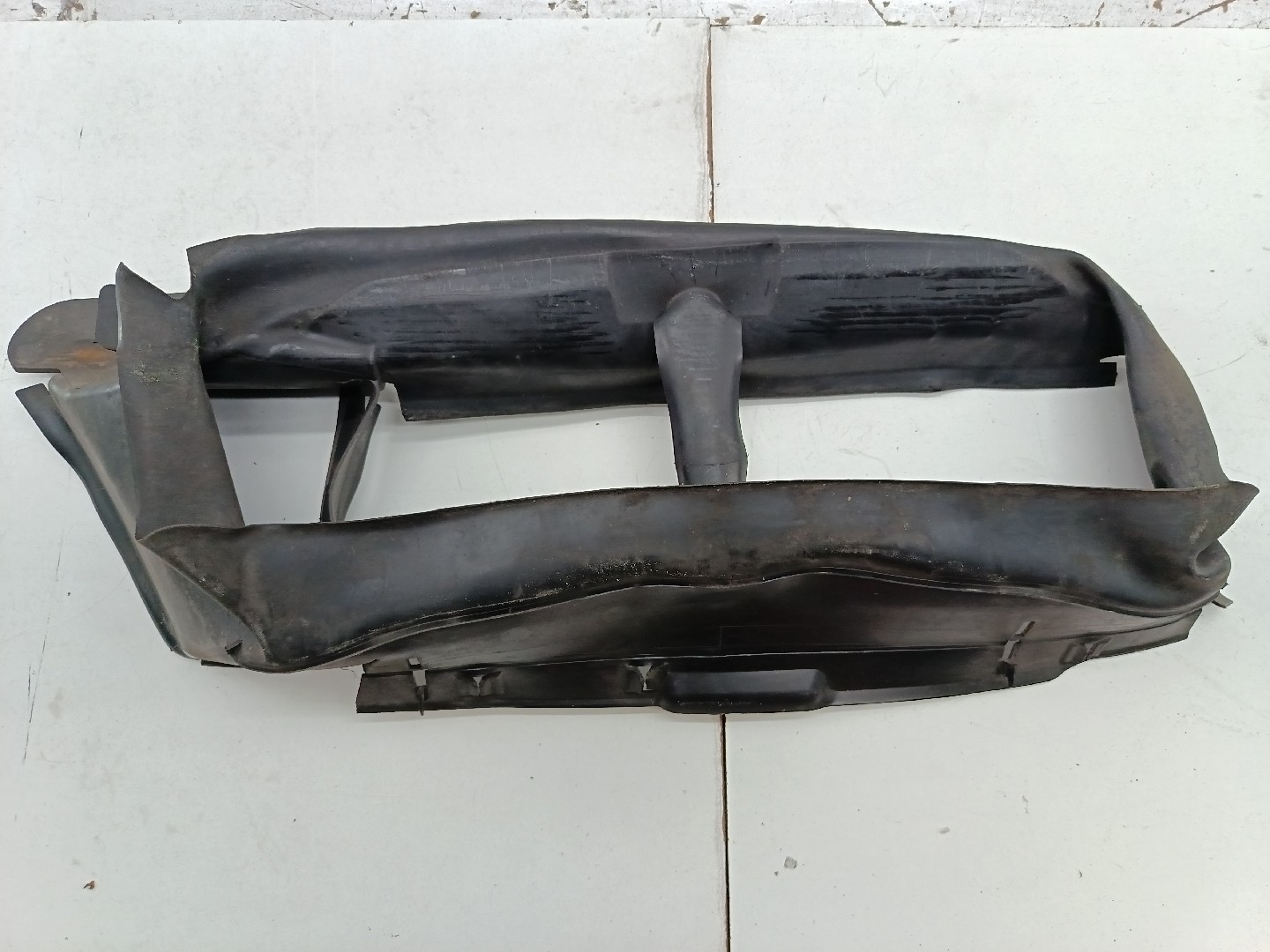 Duto de ar FORD FOCUS III Caixa/Hatchback | 11 - 