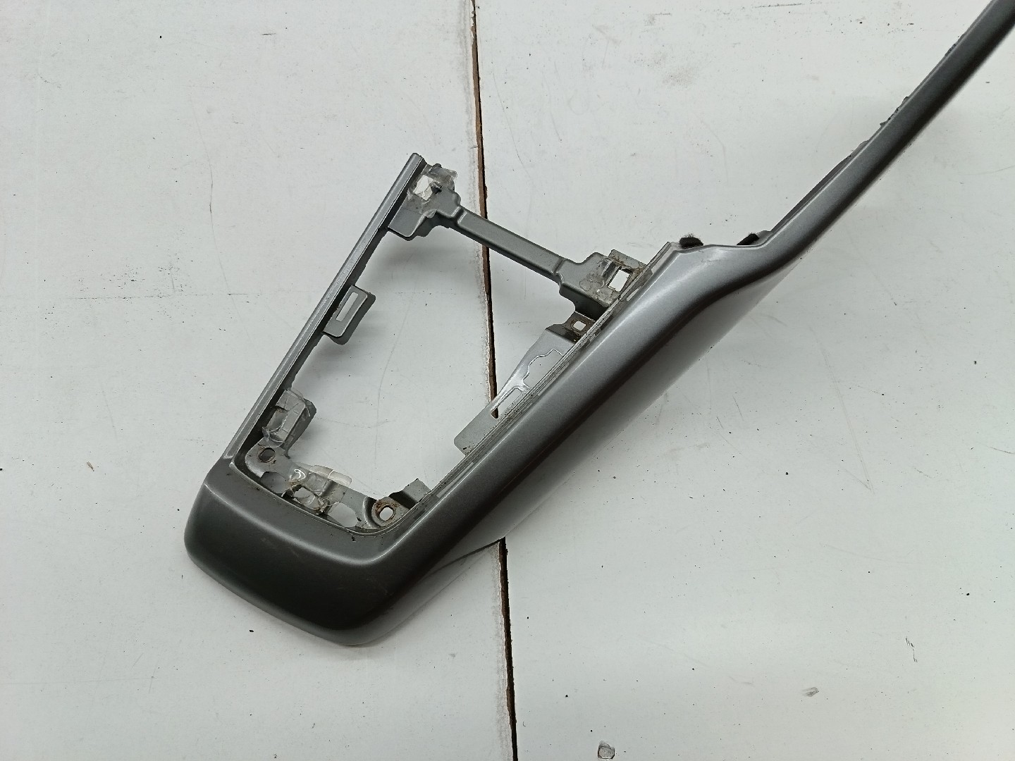 Revestimento da Consola Central FORD FOCUS III Caixa/Hatchback | 11 -  Imagem-1