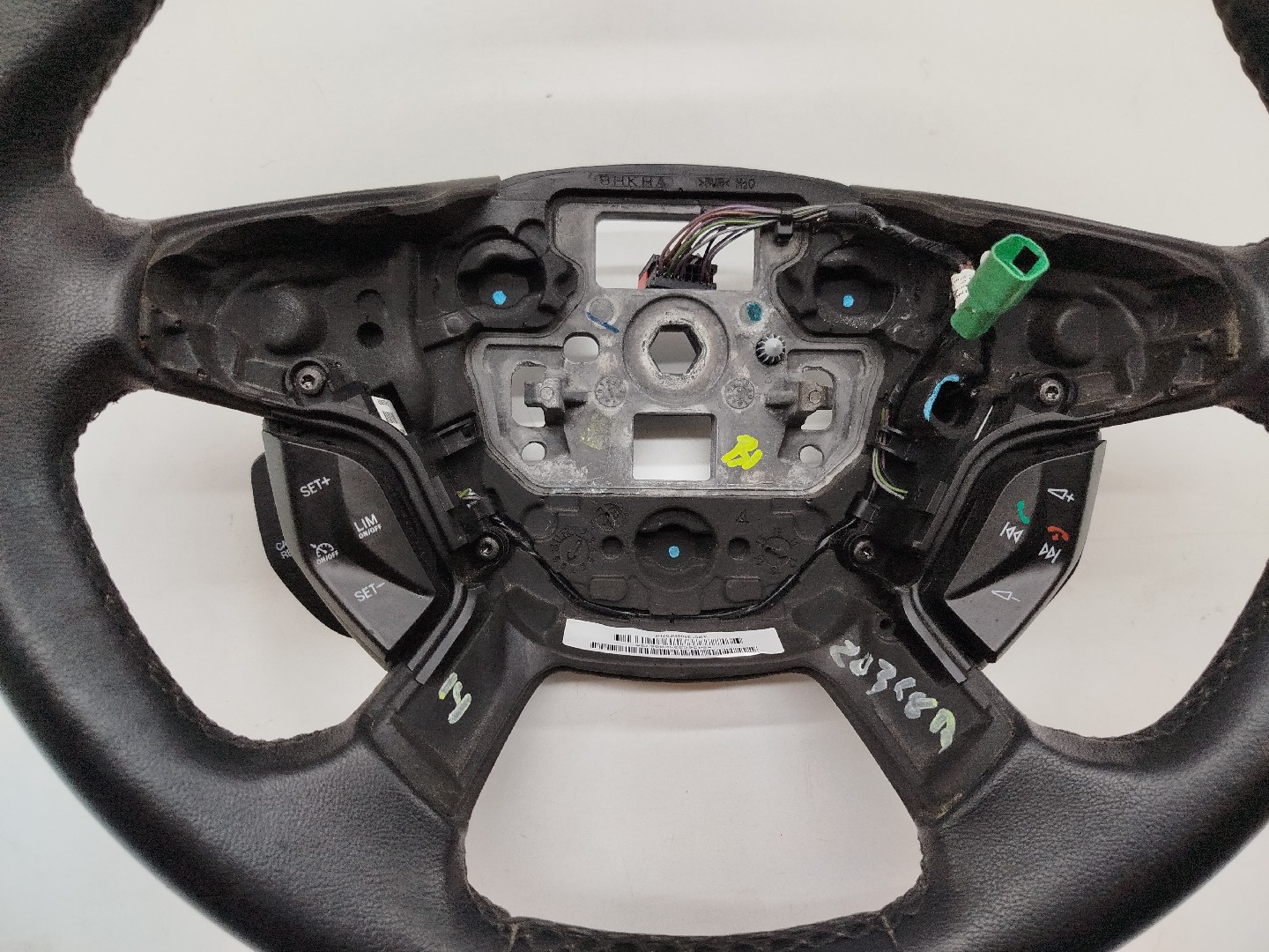 steering wheel FORD FOCUS III Caixa/Hatchback | 11 -  Imagem-1
