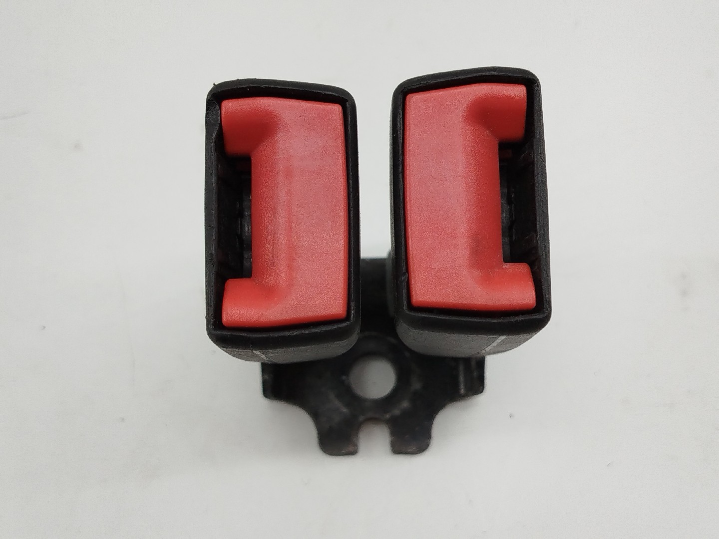 Encaixe do cinto FORD FOCUS III Caixa/Hatchback | 11 - 