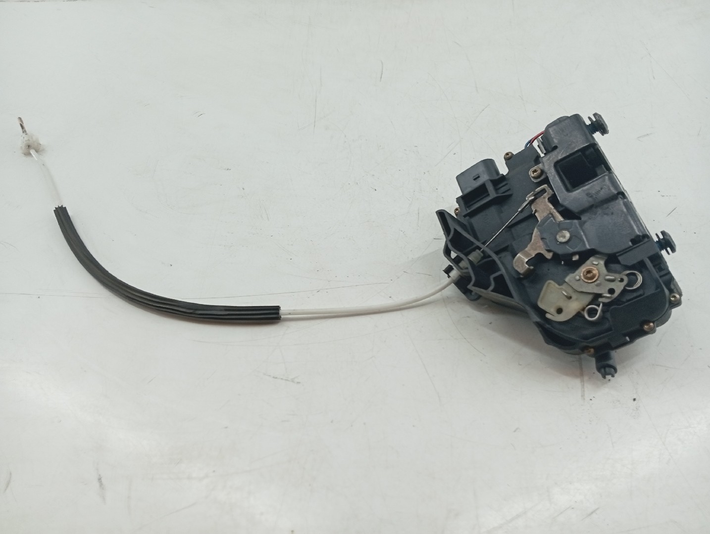 Fecho de porta AUDI TT Roadster (8N9) | 99 - 06 Imagem-3