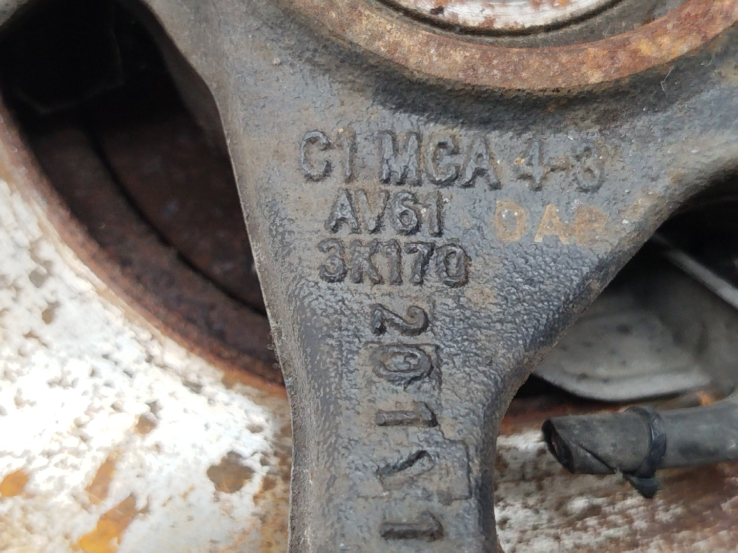 Manga de eixo frente direita FORD FOCUS III Caixa/Hatchback | 11 -  Imagem-1