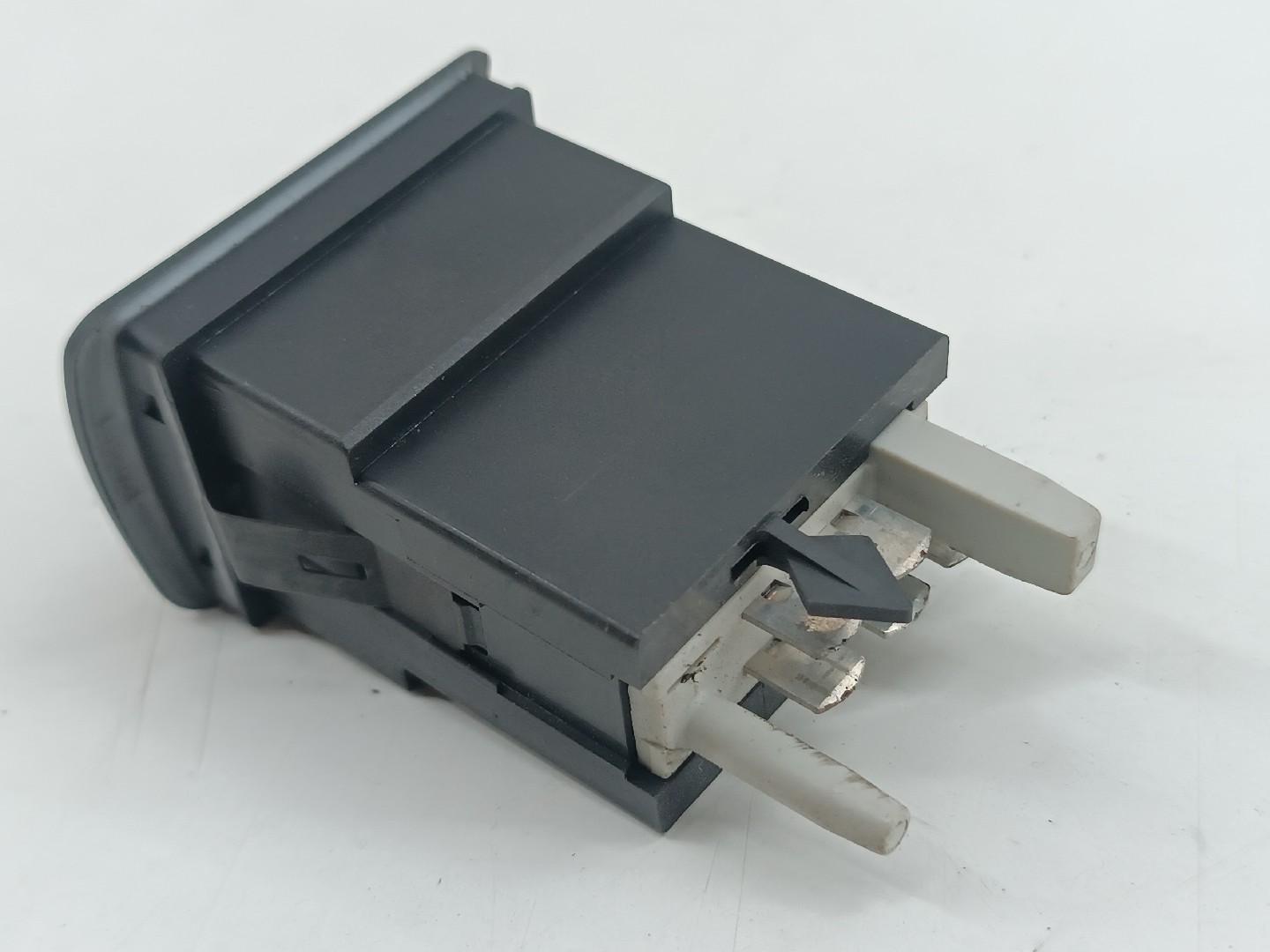 Regulador de luzes AUDI A4 (8D2, B5) | 94 - 01 Imagem-2